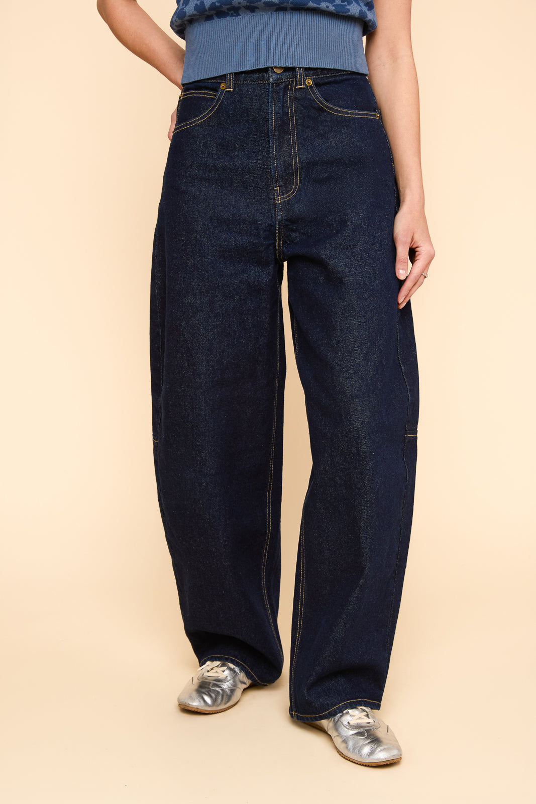 パンツ Nalm. barrel leg wide denim / deep navy Barrel Pants in Dark Wash Denim – Mixed by Nasrin