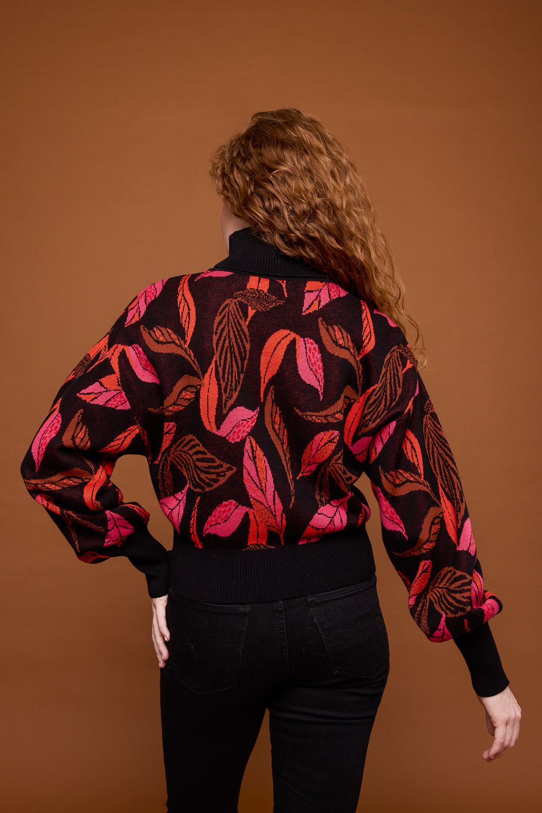 Alex Sweater in Faye