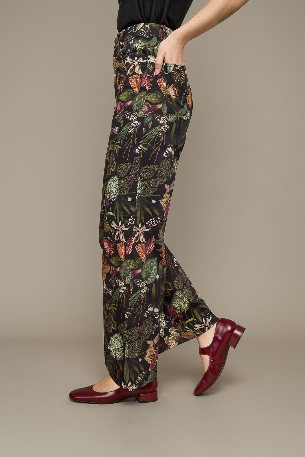Joanna Pant in Eden