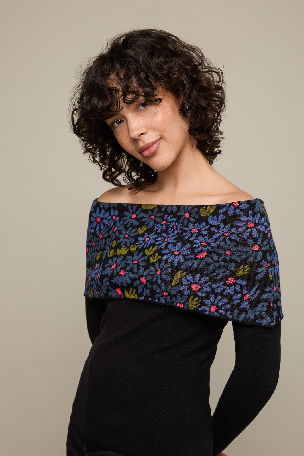 Off-the-Shoulder Top in Blue Daisy