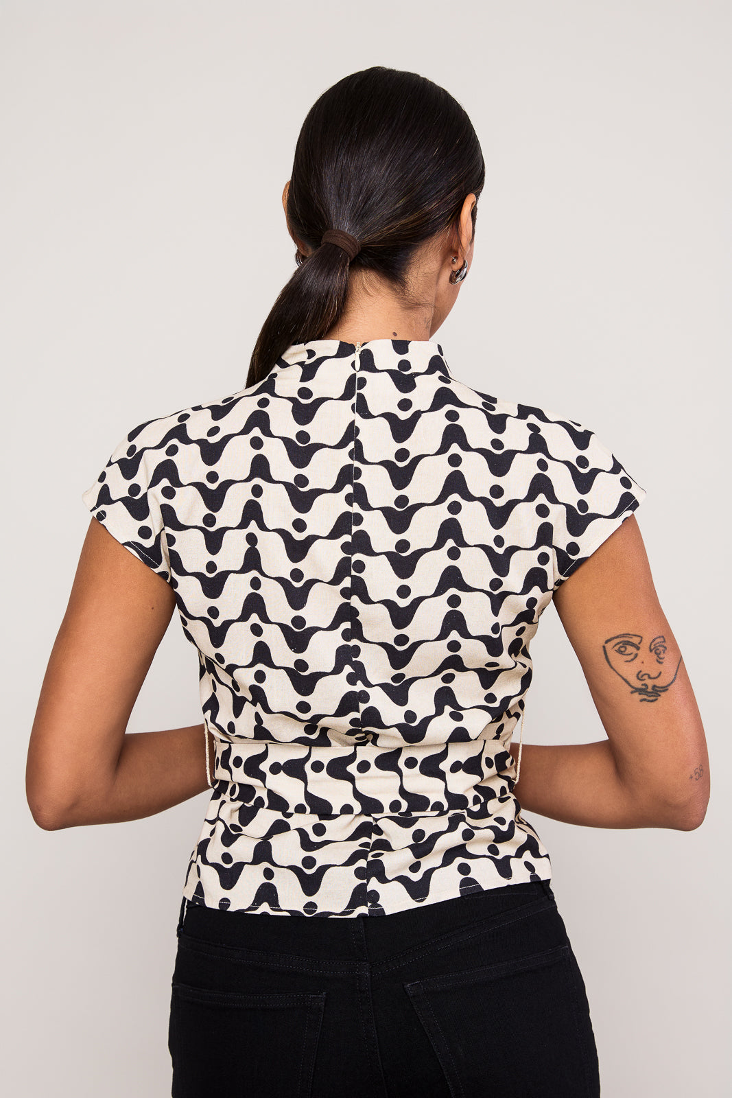 Mina Top in Acacia