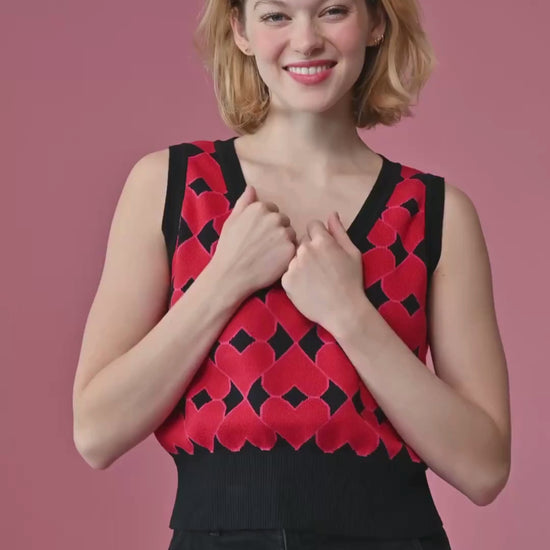 Knit Vest in Heart